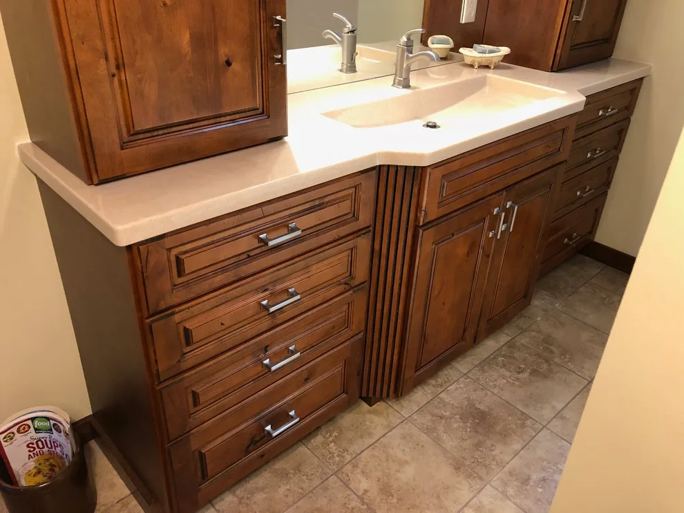 Restrooms by Tramco Kitchen And Bath - Photo 4