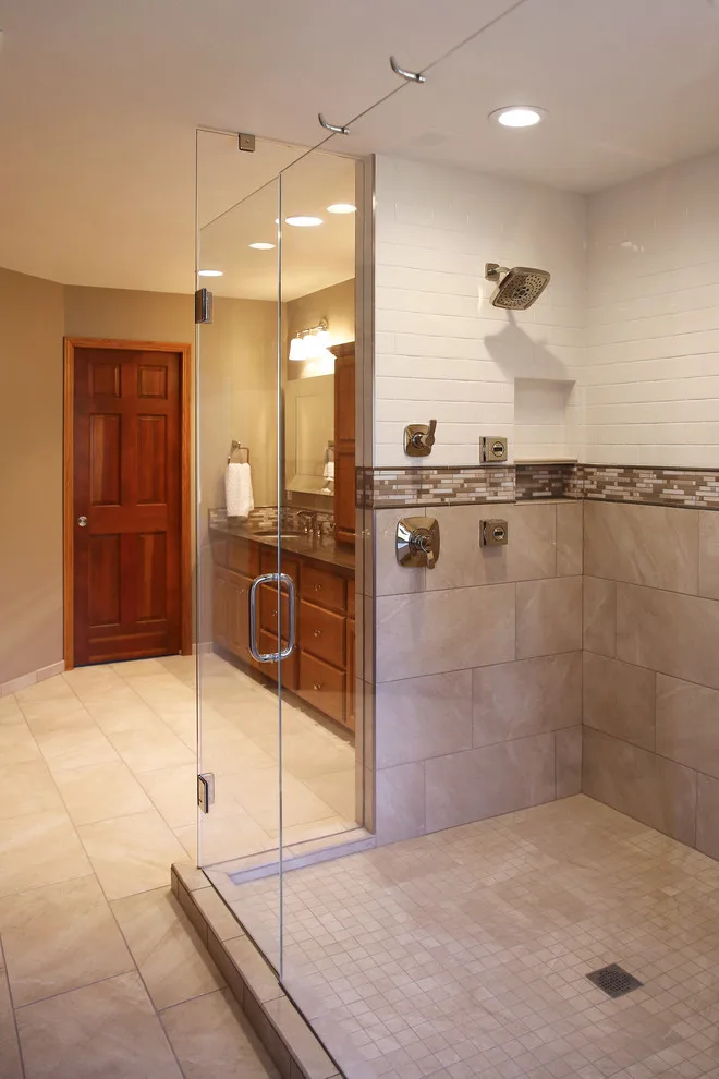 Restrooms by CS Kitchen & Bath Studio - Photo 11