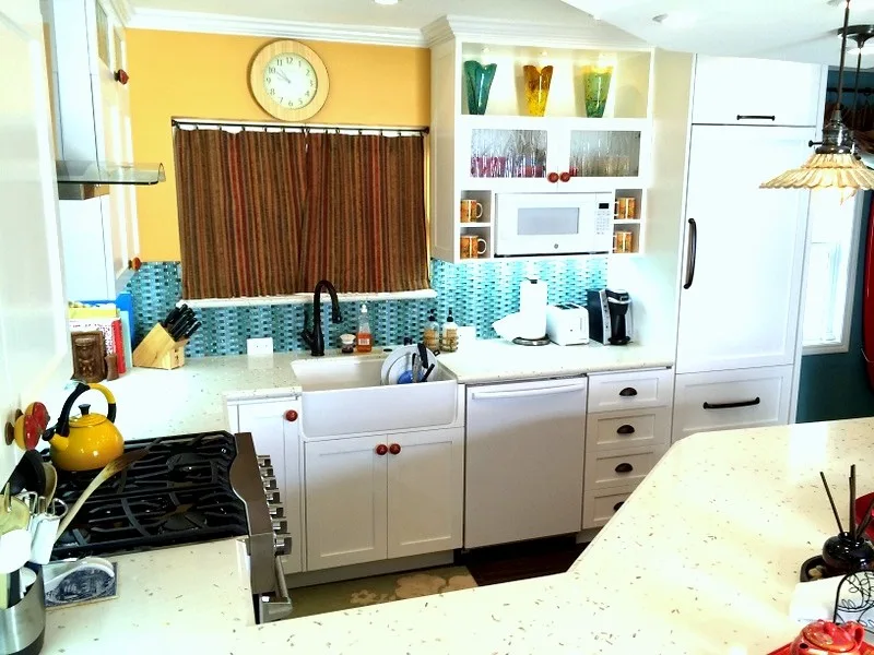 Coastal-Inspired Kitchen Design by Flat Rate Remodeling, Inc. - Photo 4