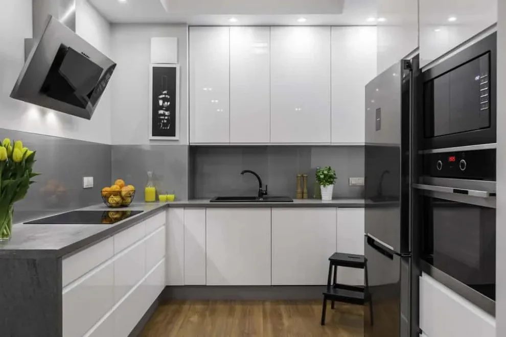 Stylish and Contemporary Kitchen Renovations by M Docor - Photo 14
