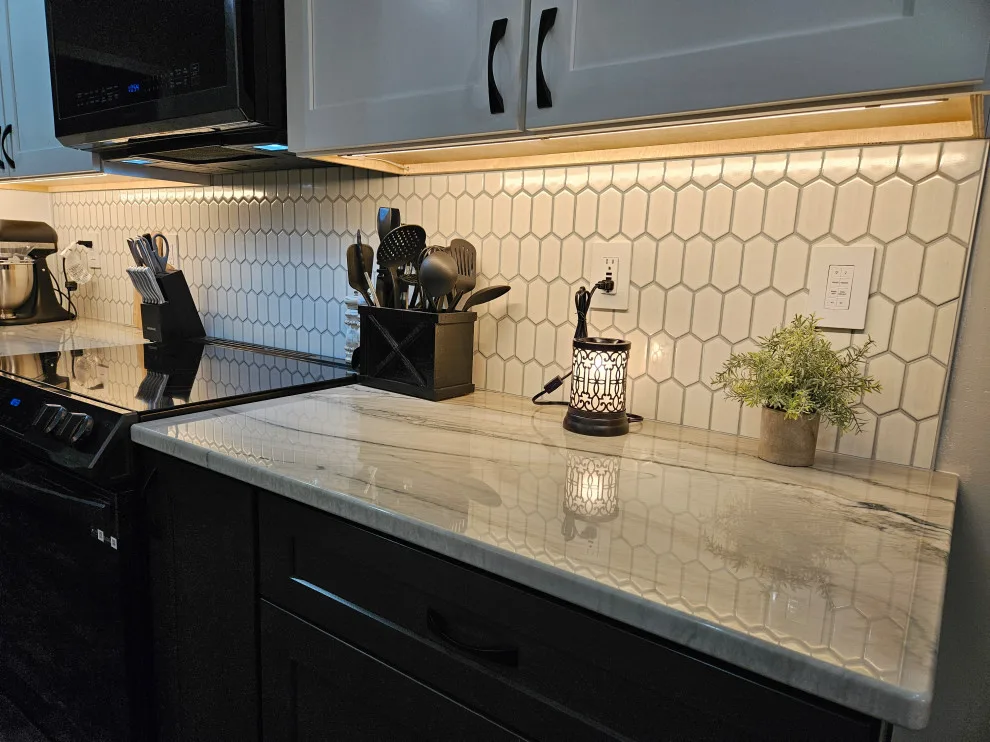 Stunning Kitchen Renovation Featuring New Two-Tone Cabinet Colors by Kitchen Solvers Of Spring Hill - Photo 5