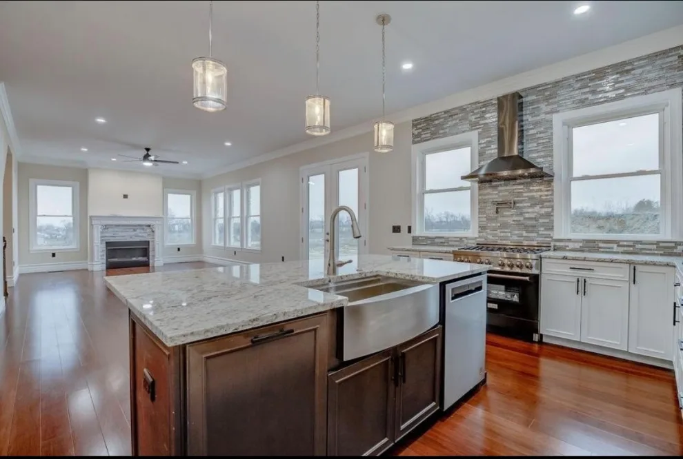 Home Solutions - Photo 2