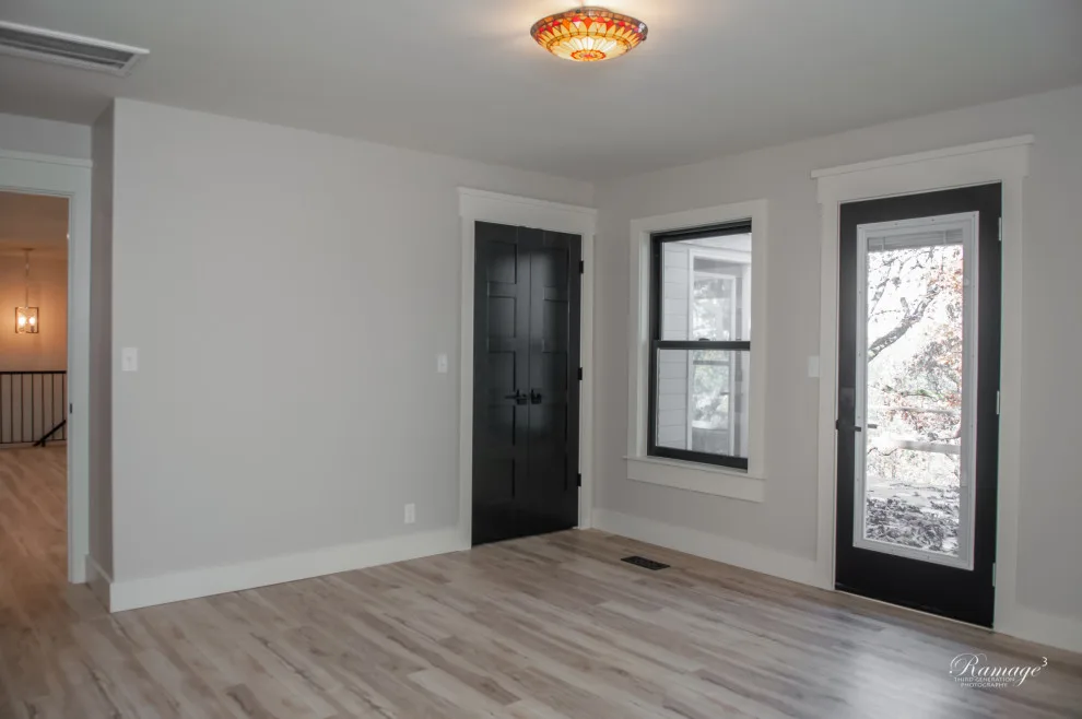 Beaver Lake House Renovation by CMI Construction - Photo 20