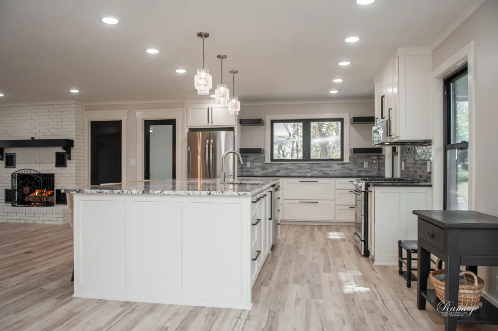 Beaver Lake House Renovation by CMI Construction - Photo 28