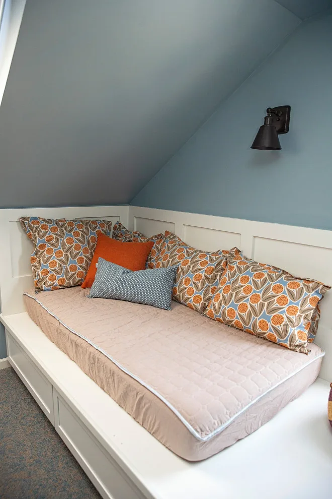 Custom Built-Ins for Bungalow Bedroom by D.A. Home Improvement - Photo 4
