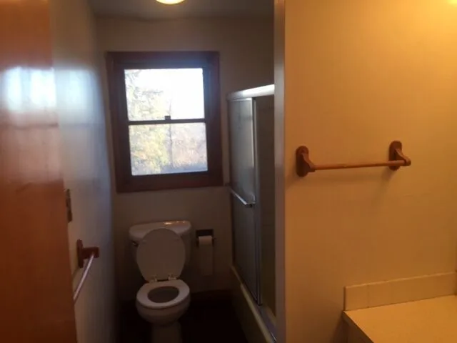 Bathroom Makeover: Before and After by Country Gentlemen Kitchen & Bathroom Remodeling - Photo 4