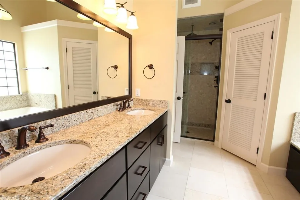 Kitchen and Bathroom Transformations by Leigh Lusk Interiors - Photo 11