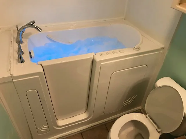 Transformations in Walk-In Tubs by April Showers & More - Photo 2