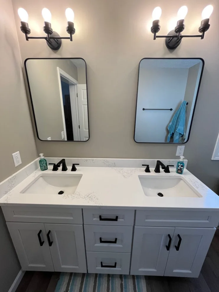 Grandpoint Main Bathroom Renovation by Anna Kennedy With MBS Interiors - Photo 11
