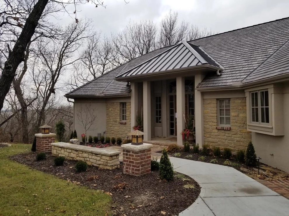 Triplett Front Entryway by Maverick Landscaping, Porch And Patio - Photo 3