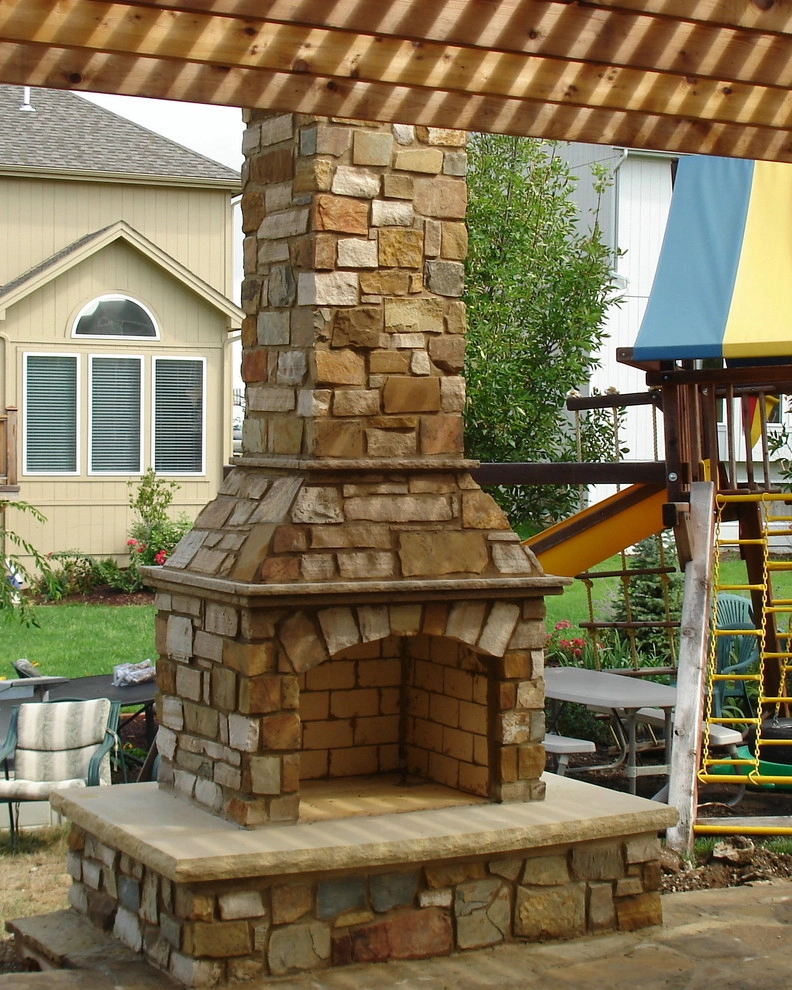 Feiden Project by Maverick Landscaping, Porch And Patio - Photo 2