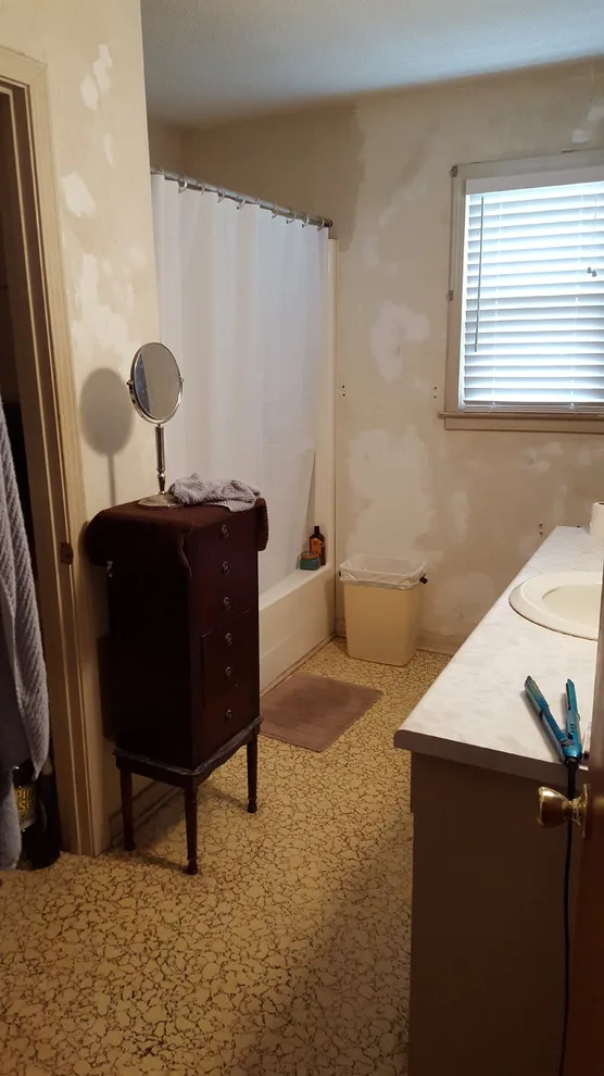 Elegant Main Bathroom by CC&J Designs. LLC - Photo 2