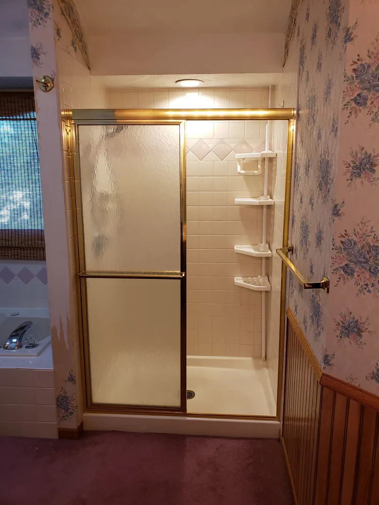 Bellevue Bathroom Renovation by McKean's Floor To Ceiling - Photo 2