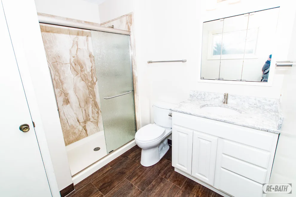 Re-Bath Omaha - Photo 14