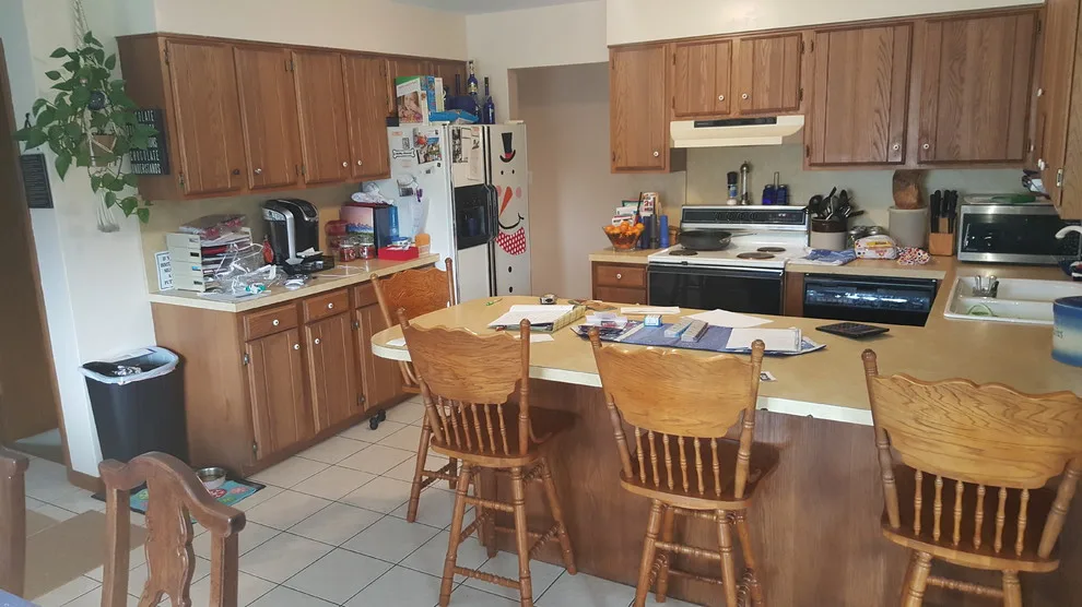 Modern Shaker Kitchen - Elkhart, IN by Leatherman Supply Inc - Photo 4