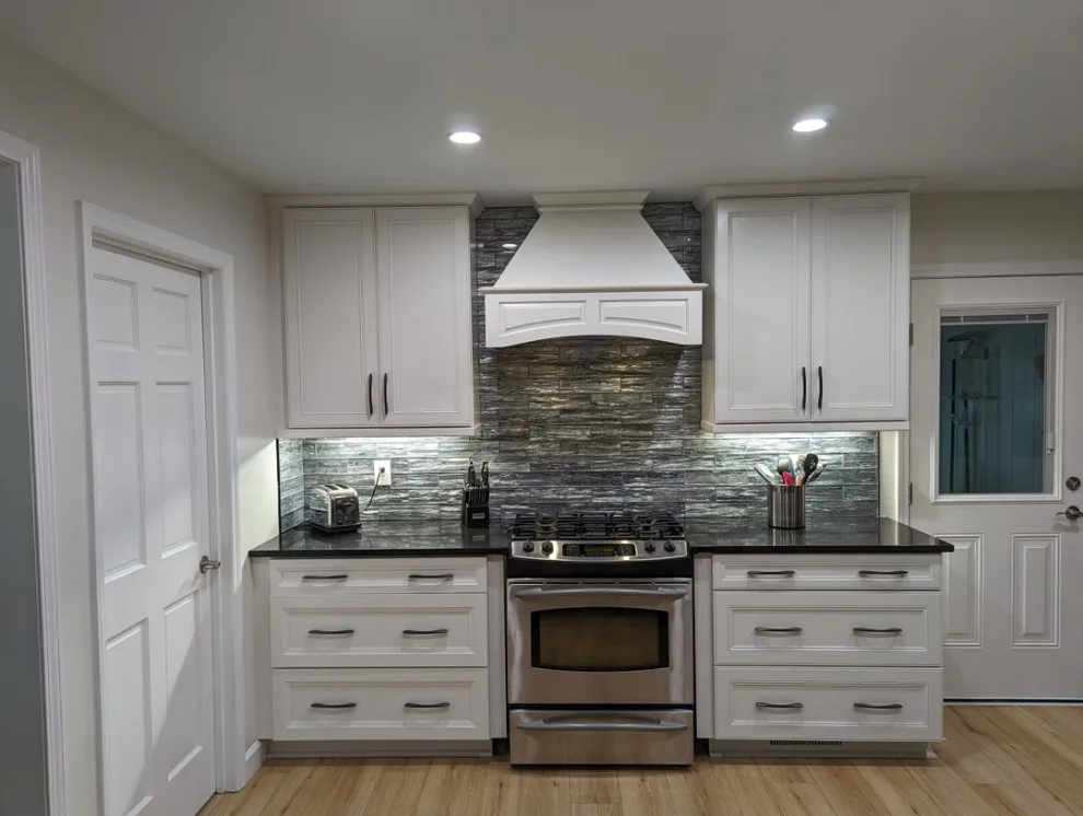 Belmont NC Kitchen Renovation Featuring Large Island by 7 Day Kitchens - Photo 7