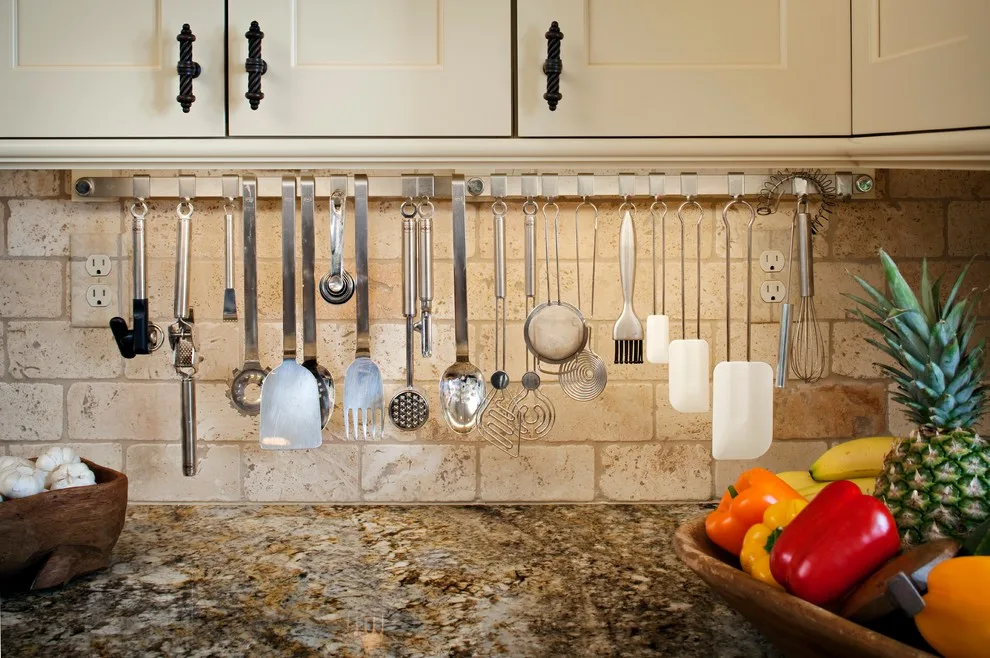 Biltmore Forest, Delightful Kitchen Renovation by Mason Elliott Designs - Photo 9