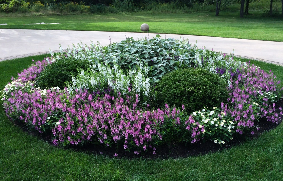 New Albany Farms by McCullough's Landscape & Nursery - Photo 20