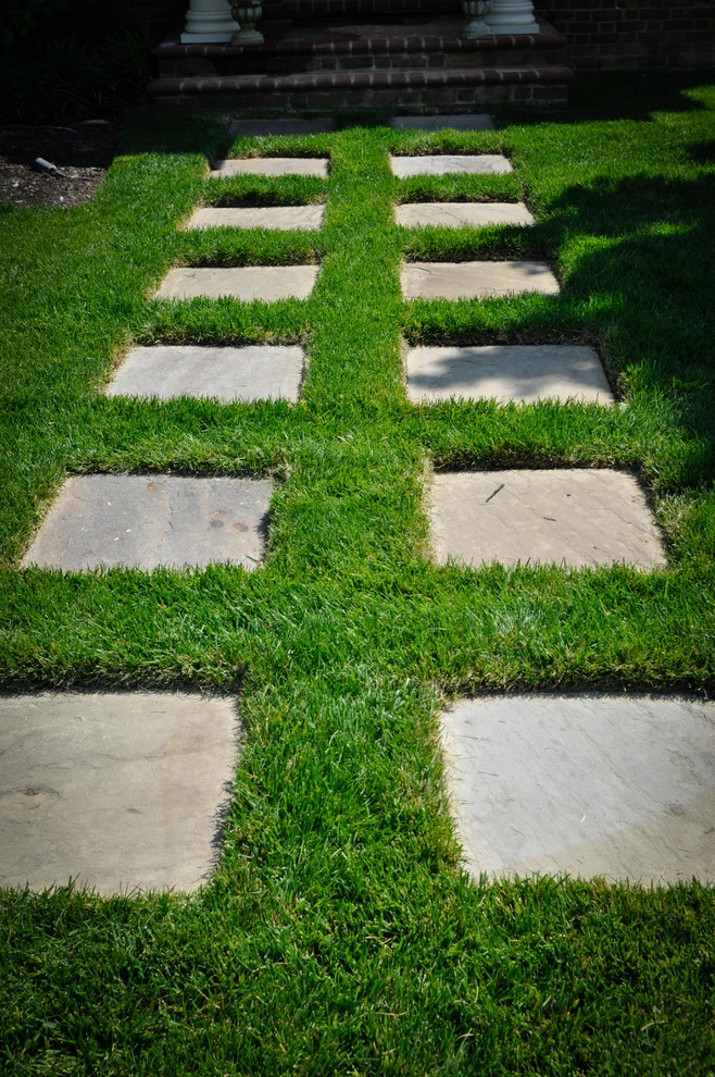 Country House by McCullough's Landscape & Nursery - Photo 11