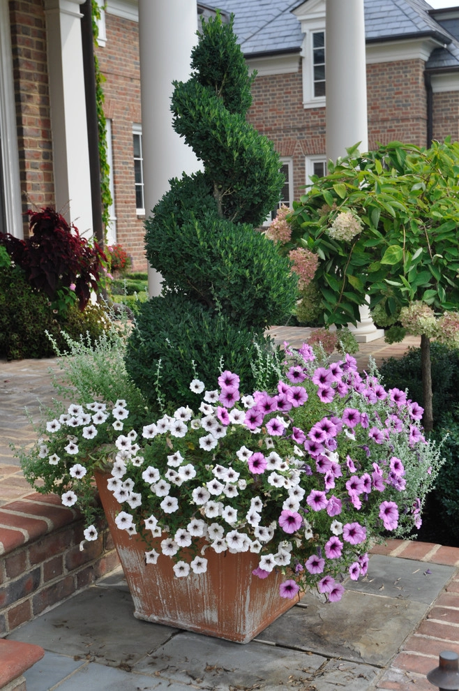 Country House by McCullough's Landscape & Nursery - Photo 40