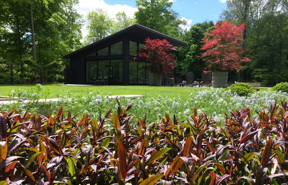 Barn House by McCullough's Landscape & Nursery - Photo 26