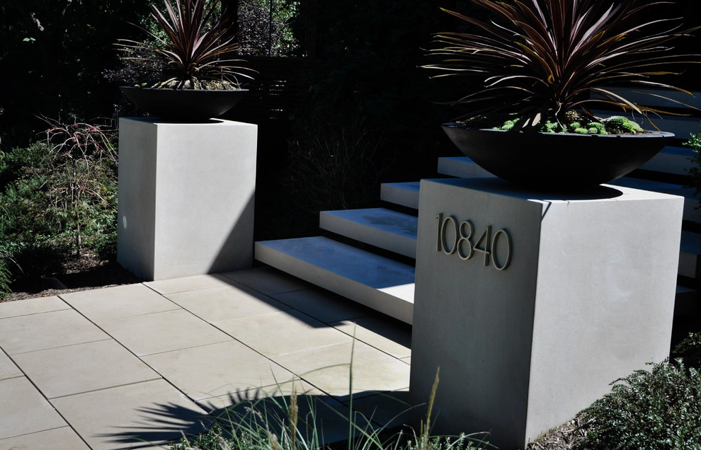 Modern Entryway by McCullough's Landscape & Nursery - Photo 5