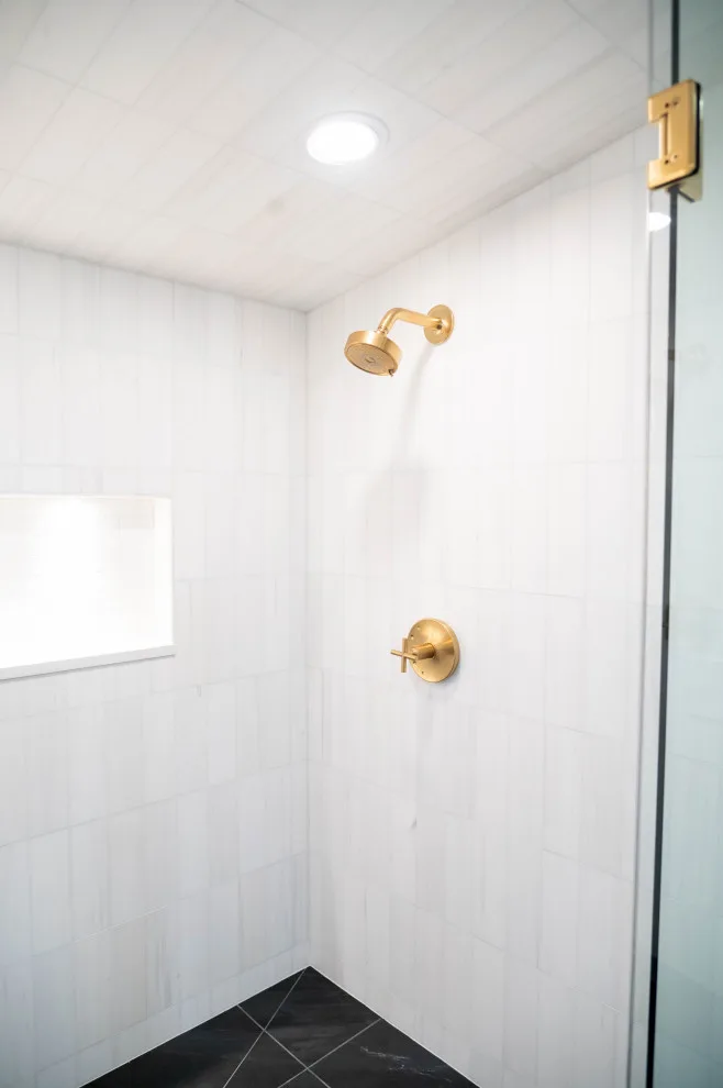 Bosworth Main Bathroom by Wade Home Remodeling - Photo 28
