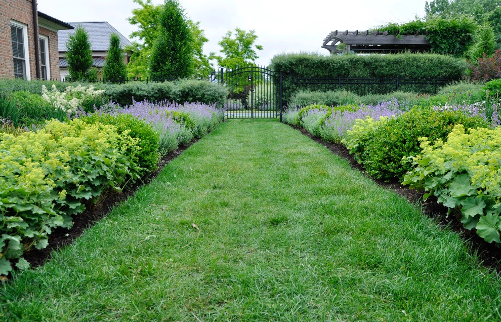 Country House by McCullough's Landscape & Nursery - Photo 33