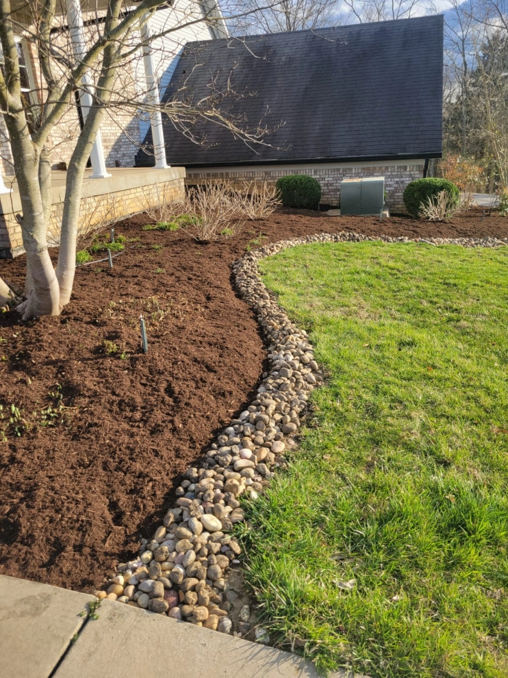 Alberto Alavez Professional Lawn Services LLC 12 by Alberto Alavez Professional Lawn Services LLC - Photo 2