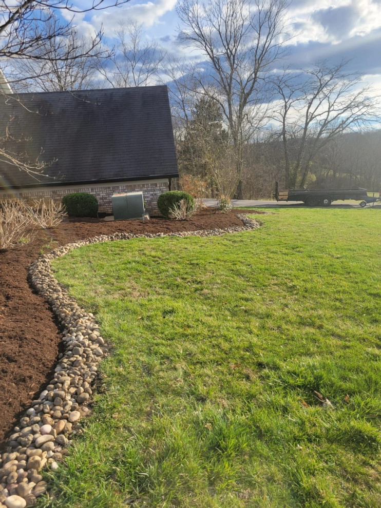 Alberto Alavez Professional Lawn Services LLC 12 by Alberto Alavez Professional Lawn Services LLC - Photo 28