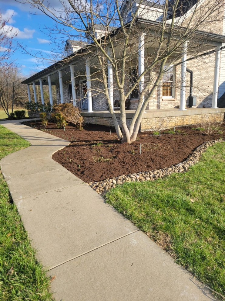 Alberto Alavez Professional Lawn Services LLC 12 by Alberto Alavez Professional Lawn Services LLC - Photo 9