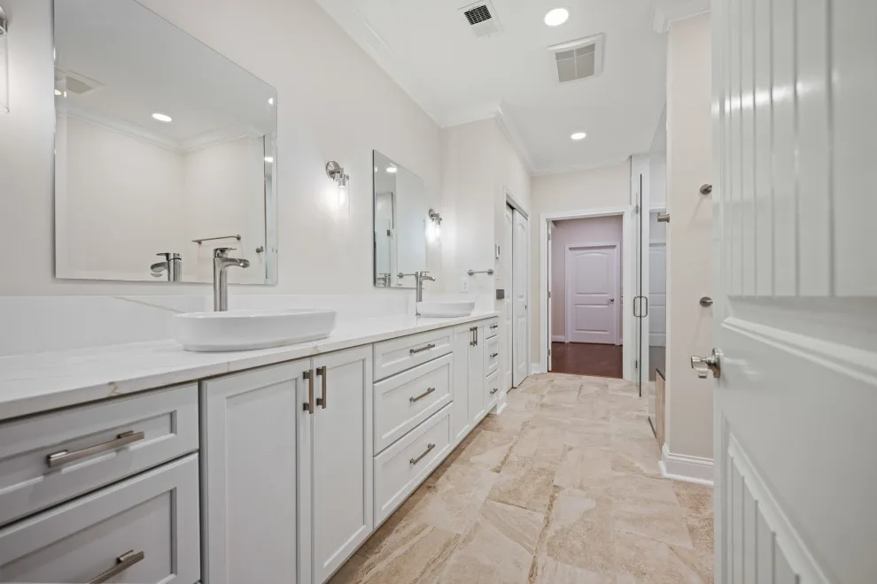 Enhanced Environments, Improved Living | Bathroom, Kitchen & Laundry by Estate Renovations - Photo 19
