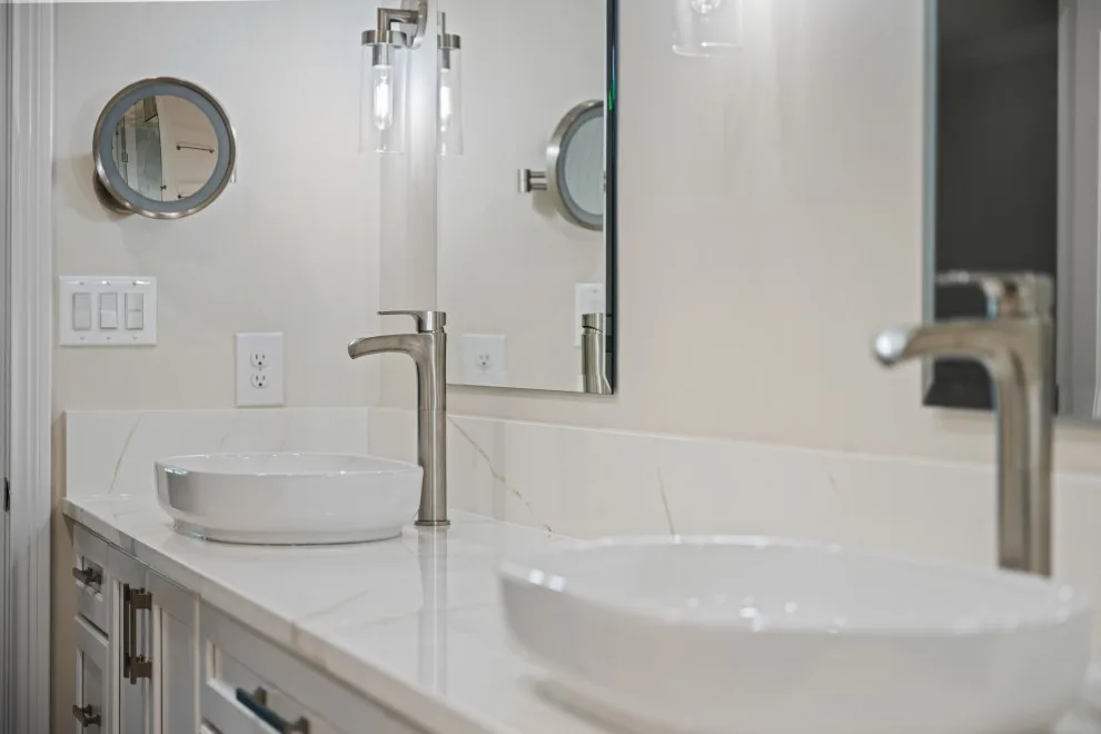Enhanced Environments, Improved Living | Bathroom, Kitchen & Laundry by Estate Renovations - Photo 12