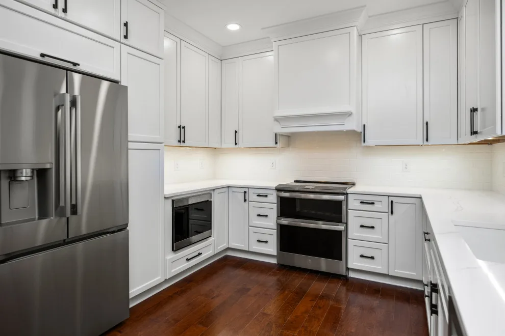 Enhanced Environments, Improved Living | Bathroom, Kitchen & Laundry by Estate Renovations - Photo 14