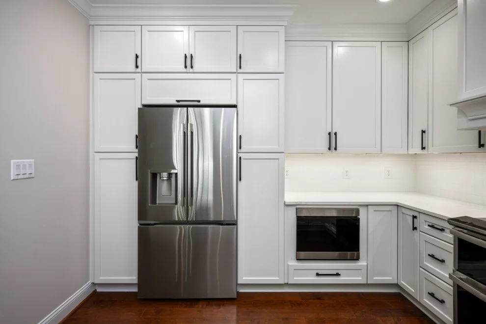 Enhanced Environments, Improved Living | Bathroom, Kitchen & Laundry by Estate Renovations - Photo 6