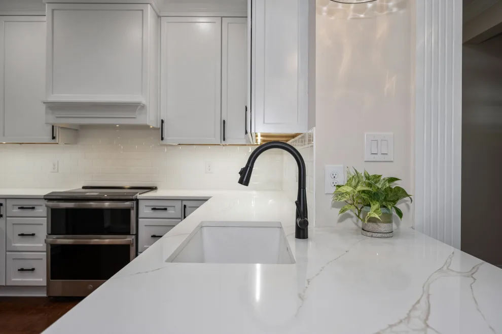 Enhanced Environments, Improved Living | Bathroom, Kitchen & Laundry by Estate Renovations - Photo 7