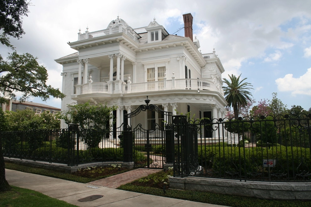 Garden District Estate by McDugald-Steele - Photo 3