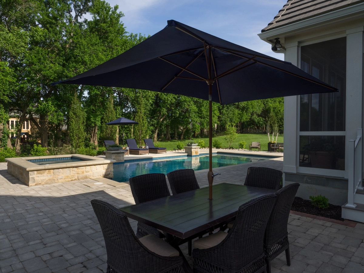 Luxury Transitional Pool in Overland Park by Meier Landscape Architecture - Photo 8