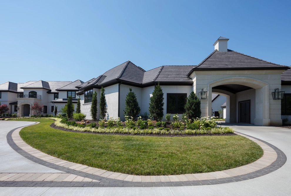 Luxury Transitional Estate Home by Meier Landscape Architecture - Photo 22