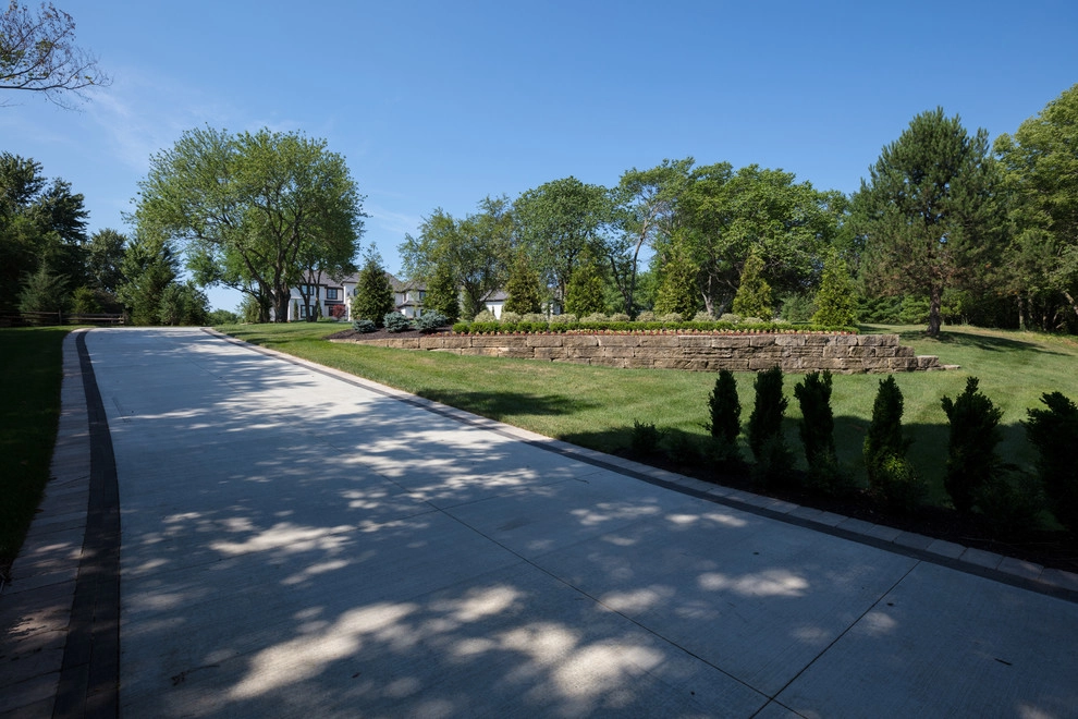 Luxury Transitional Estate Home by Meier Landscape Architecture - Photo 3