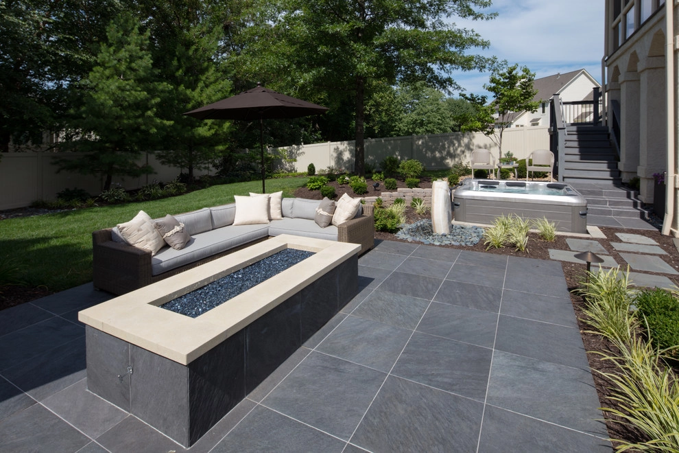 Modern Backyard Retreat by Meier Landscape Architecture - Photo 16