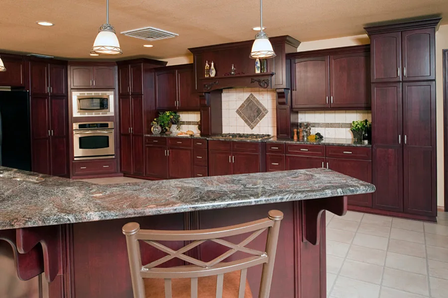 VICTORIA PLACE by Custom Design Construction & Interiors Inc. - Photo 8