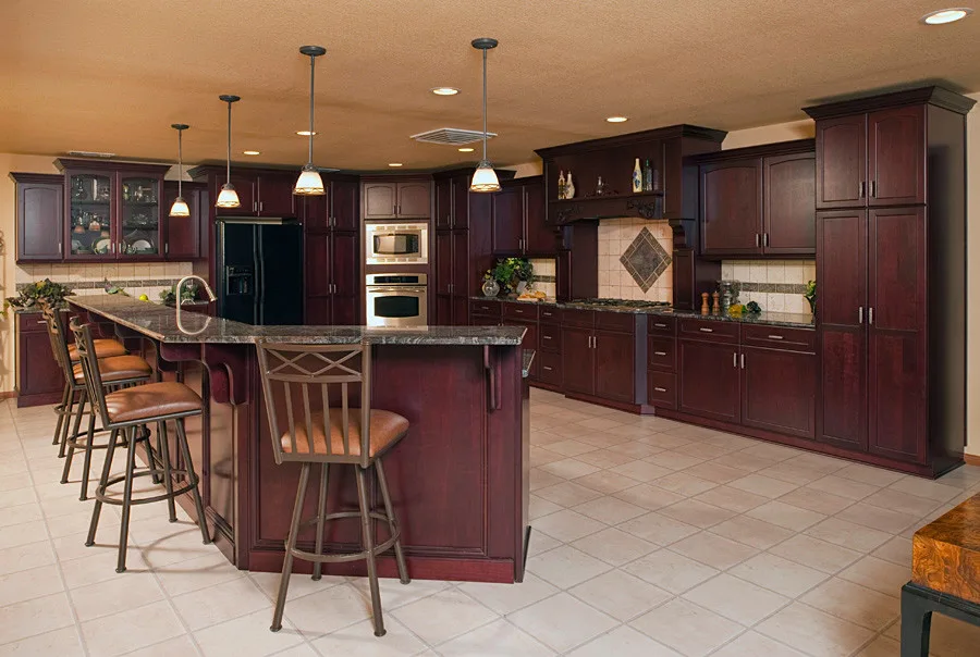 VICTORIA PLACE by Custom Design Construction & Interiors Inc. - Photo 4