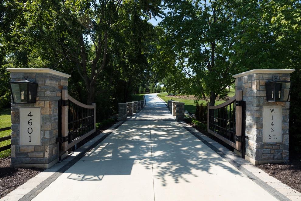 Luxury Transitional Estate Home by Meier Landscape Architecture - Photo 55