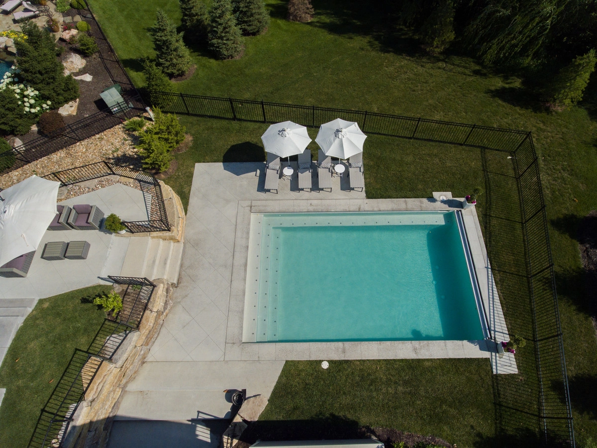Clean Contemporary Pool Design in Overland Park by Meier Landscape Architecture - Photo 9