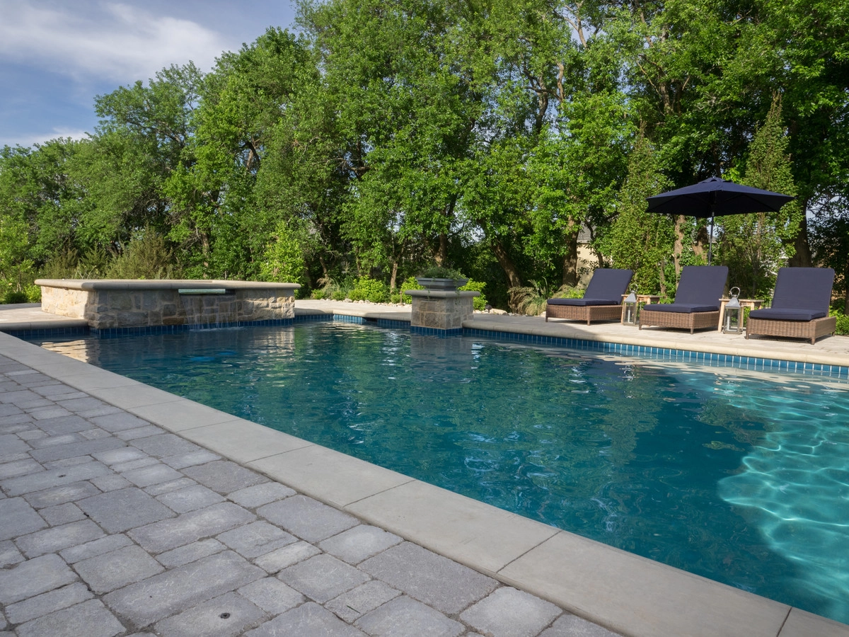 Luxury Transitional Pool in Overland Park by Meier Landscape Architecture - Photo 9