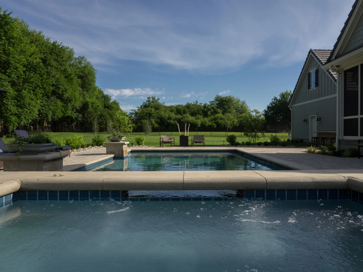Luxury Transitional Pool in Overland Park by Meier Landscape Architecture - Photo 13