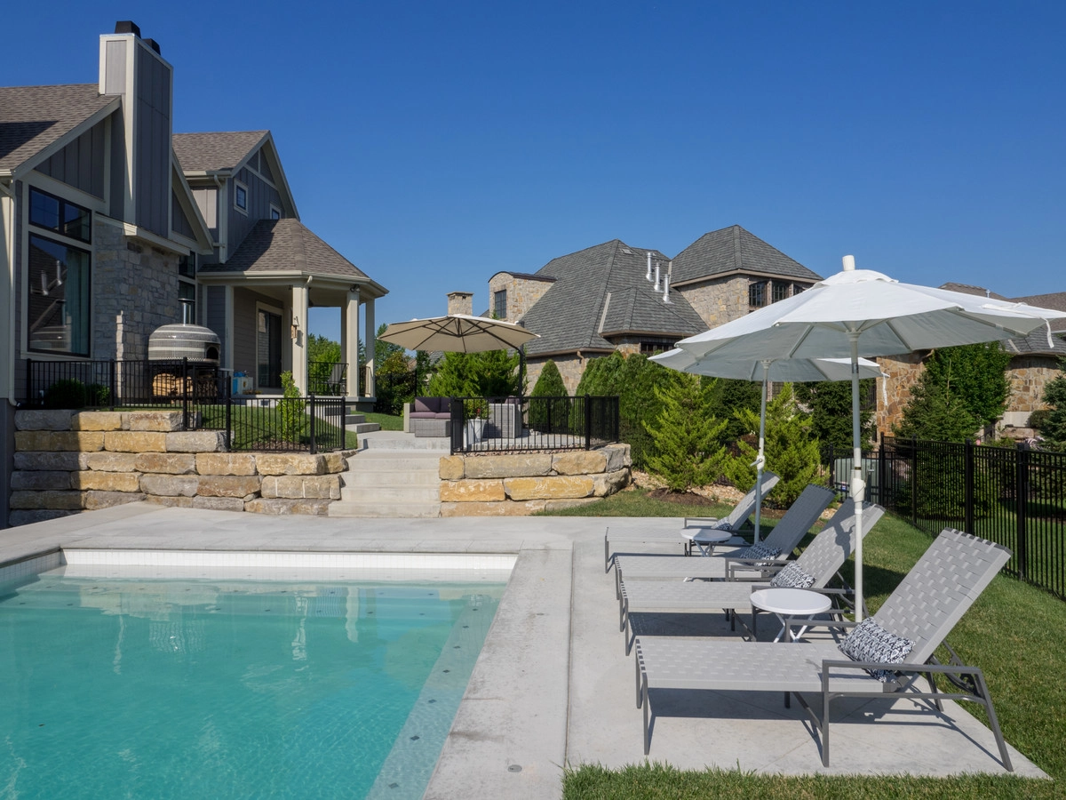 Clean Contemporary Pool Design in Overland Park by Meier Landscape Architecture - Photo 10