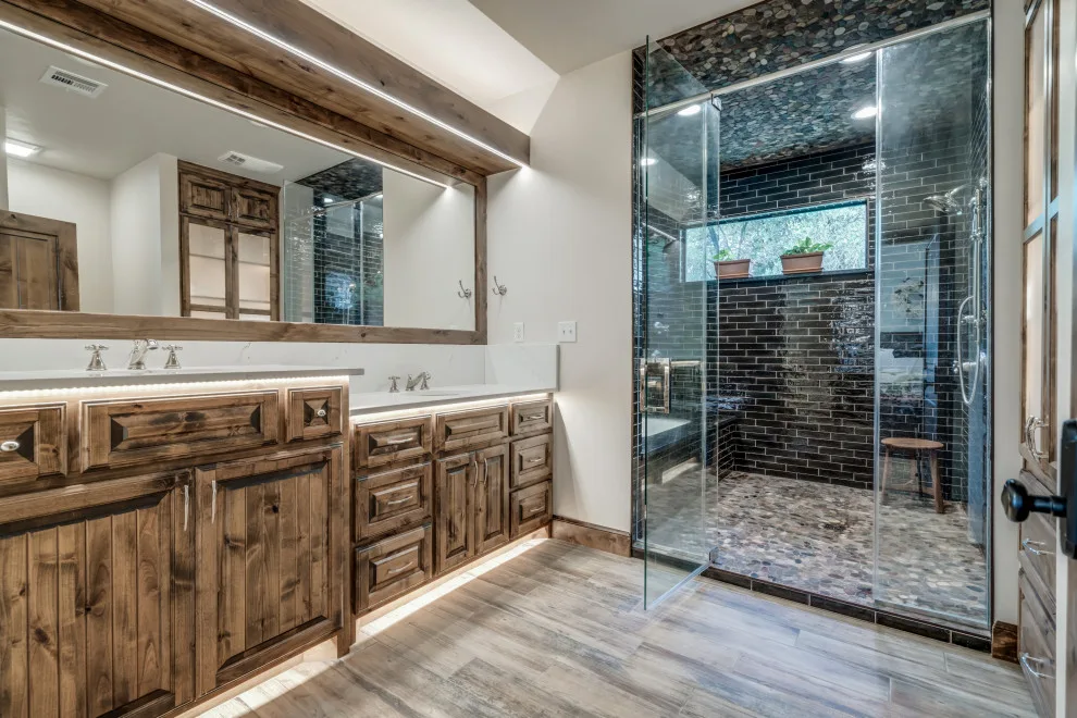 Contemporary Farmhouse Getaway in Oklahoma by Heritage Renovations - Photo 20