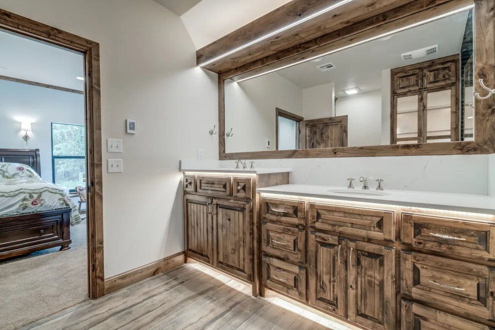 Contemporary Farmhouse Getaway in Oklahoma by Heritage Renovations - Photo 12